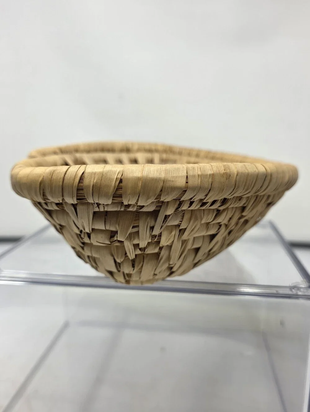 Vintage Caribbean Style Boho Style Hand Woven Wall Oval Basket 9